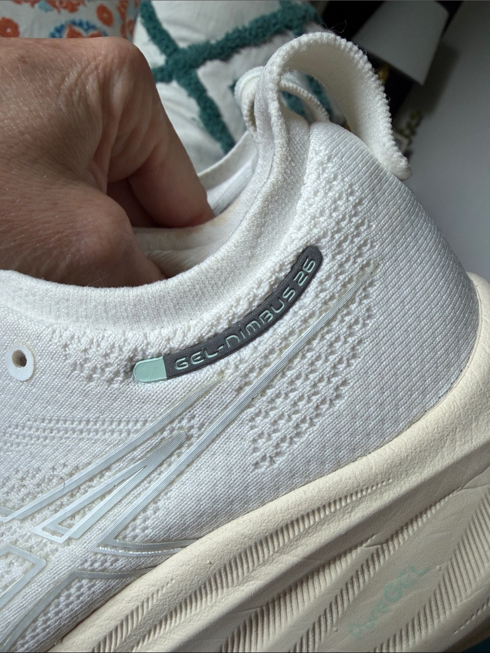 ASICS Gel Nimbus Shoes - Picture 2 of 7